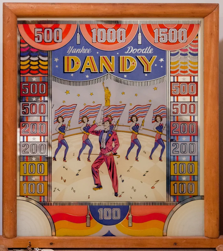134-4508.jpg pinball machine - Preview image showing playfield artwork and design details