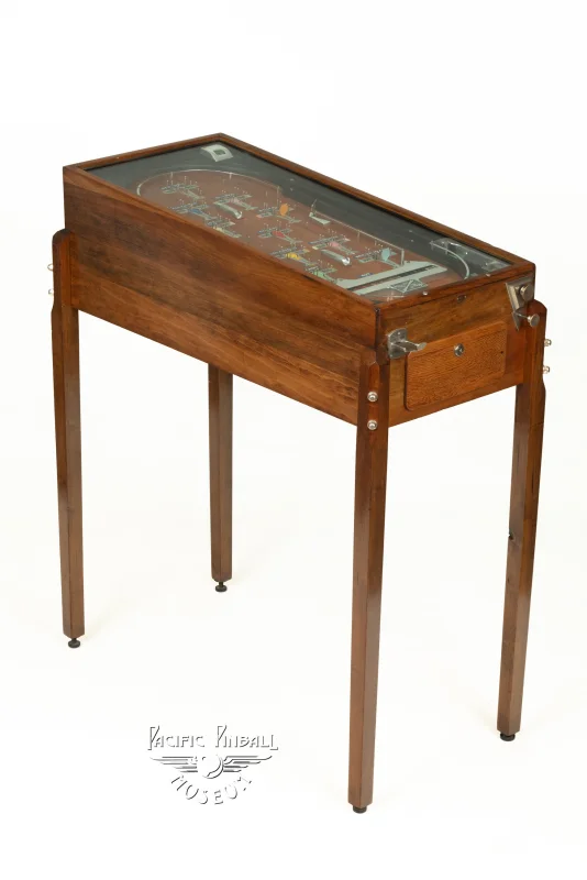 air-way-3306-34.jpg pinball machine - Preview image showing playfield artwork and design details