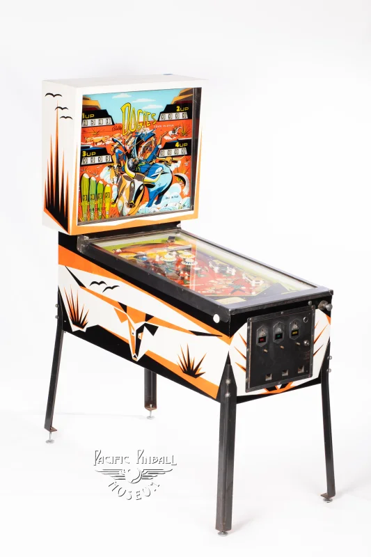 dogies-460-34.jpg pinball machine - Preview image showing playfield artwork and design details