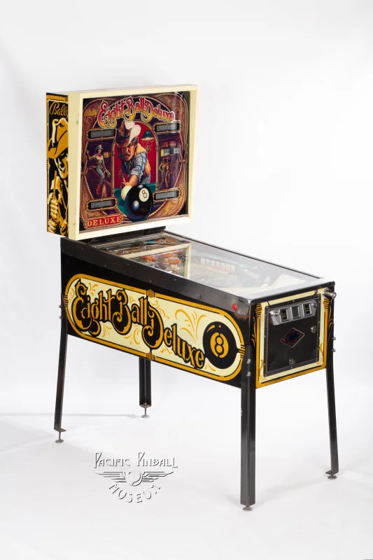 eight-ball-deluxe-941-34.jpg pinball machine - Preview image showing playfield artwork and design details