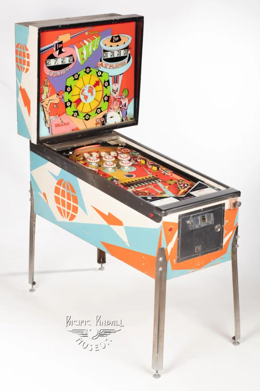 expo-192-34.jpg pinball machine - Preview image showing playfield artwork and design details