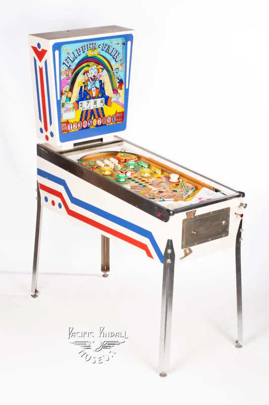 flipper-fair-364-34.jpg pinball machine - Preview image showing playfield artwork and design details