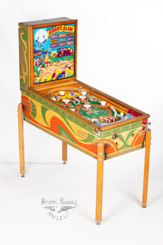 grand-slam-313-34.jpg pinball machine - Preview image showing playfield artwork and design details