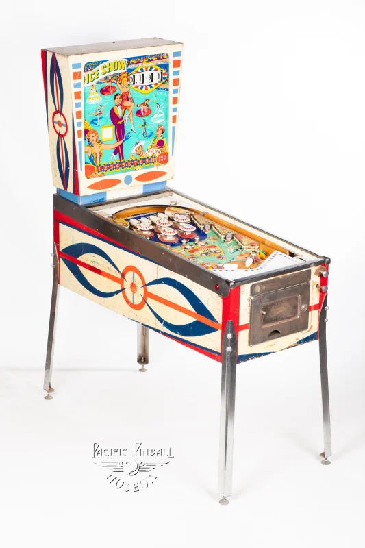 ice-show-427-34.jpg pinball machine - Preview image showing playfield artwork and design details