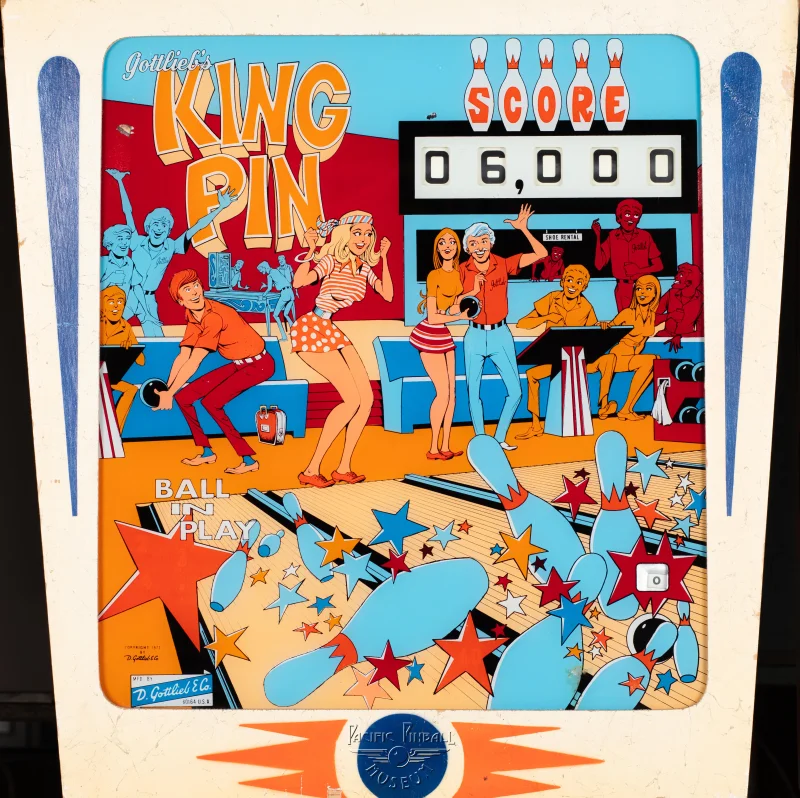king-pin-168-bg.jpg pinball machine - Preview image showing playfield artwork and design details