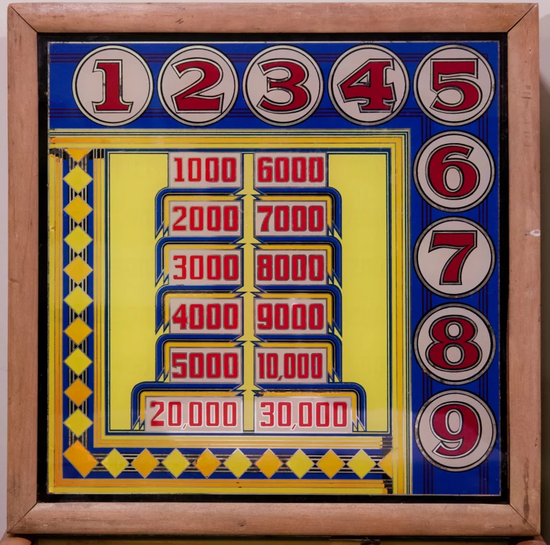 mrchips-4551-bg.jpg pinball machine - Preview image showing playfield artwork and design details