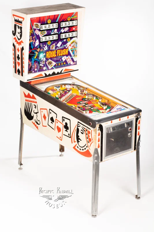royal-flush-177-34.jpg pinball machine - Preview image showing playfield artwork and design details