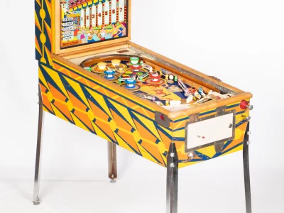 sittin-pretty-376-34.jpg pinball machine artwork