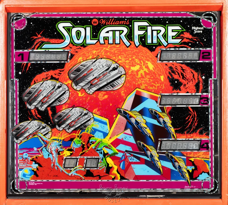 solar-fire-1003-bg.jpg pinball machine - Preview image showing playfield artwork and design details
