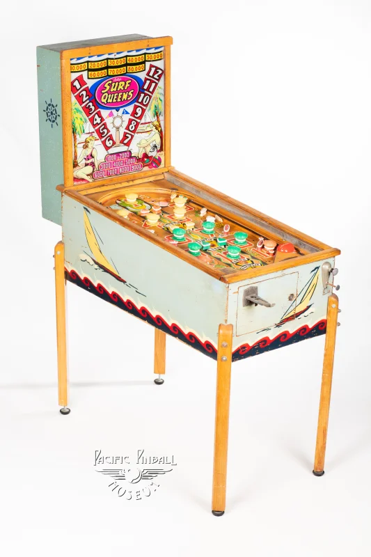 surf-queens-612-34.jpg pinball machine - Preview image showing playfield artwork and design details